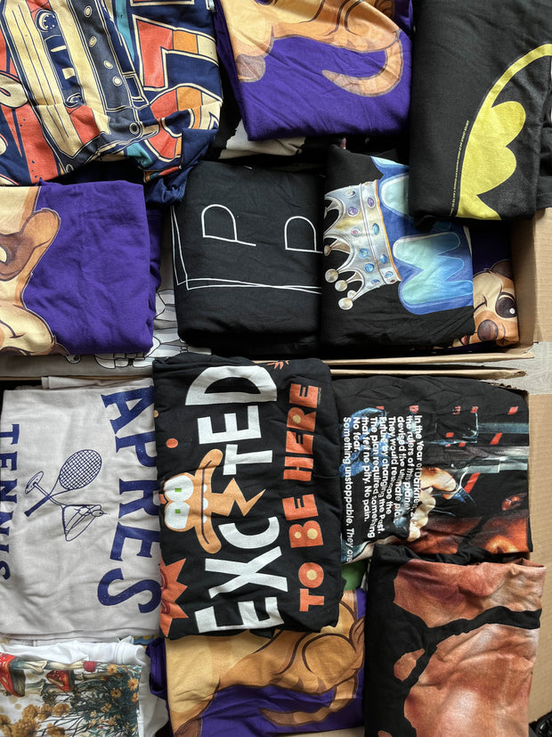 Box 50 sztuk T-shirtów dziecięcych i S/M – idealne do odsprzedaży